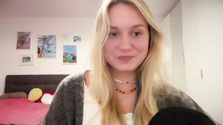 sarahsapling 2023-10-19 1842 webcam video