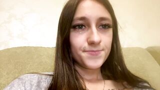 viktoria9898 2023-11-01 1118 webcam video