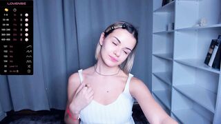 niki_nice 2023-11-14 1106 webcam video