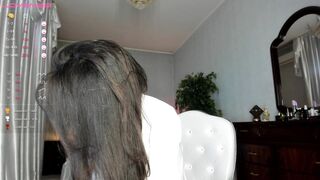 flower_nicole 2023-11-16 0706 webcam video