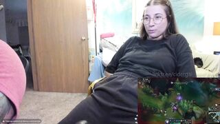 cidergal69 2023-11-19 0254 webcam video