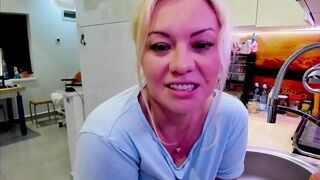 kiradivine 2023-12-03 1512 webcam video