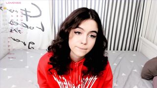 connieambes 2023-12-04 1100 webcam video