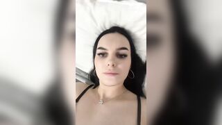 MiaLamb webcam video 124231149  1 I want to lick your pussy