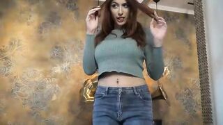 LilouMoulin webcam video 124231149  teasing cam live model