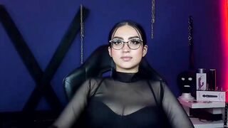 MaddyeGrave webcam video 512231054 sexy cam girl ready to fulfill your sexual desires